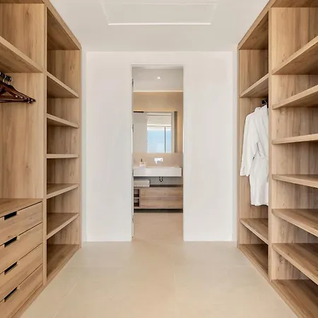 ヴィラ Luxury In With Panoramic Sea Views & Large Garden