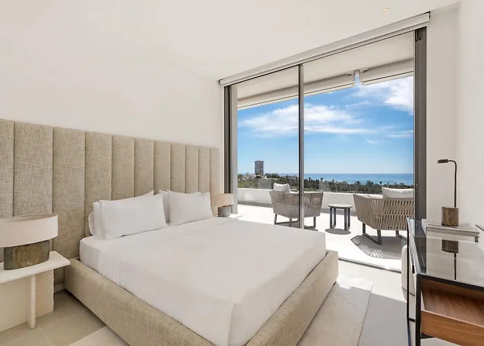 Luxury In With Panoramic Sea Views & Large Garden ヴィラ マルベーリャ