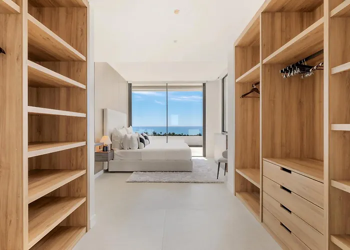 ヴィラ Luxury In With Panoramic Sea Views & Large Garden *