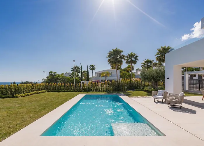 Villa Luxury In With Panoramic Sea Views & Large Garden *